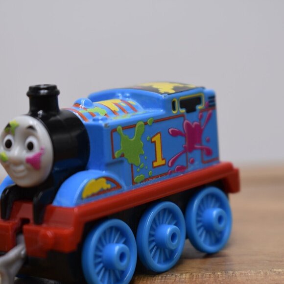 Paint Splattered Thomas - Thomas & Friends Trackmaster Engine Diecast Push Along - Picture 3 of 8